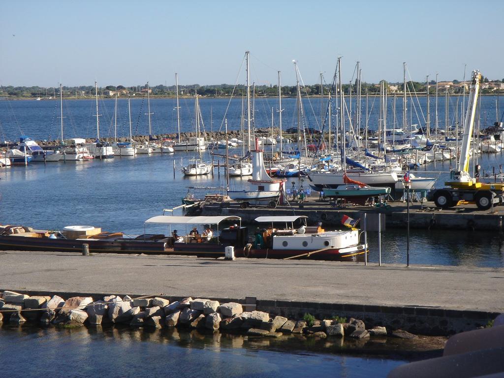 Port Rive Gauche Iona Leilighet Marseillan  Eksteriør bilde